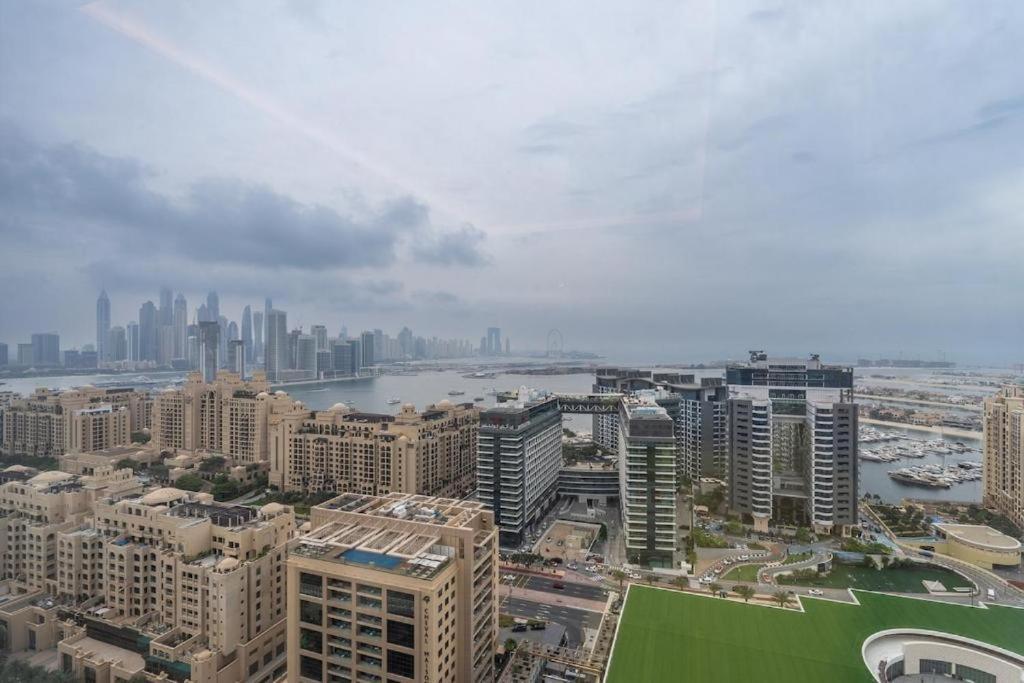 Apartment Palm Tower Where Luxury & View Meet In One Place Dubai