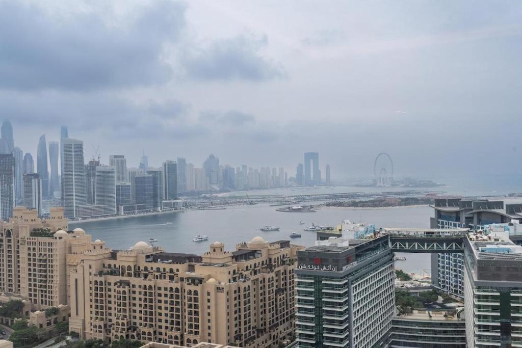 Palm Tower Where Luxury & View Meet In One Place *