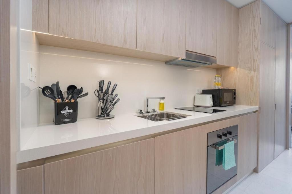 Palm Tower Where Luxury & View Meet In One Place Apartment *
